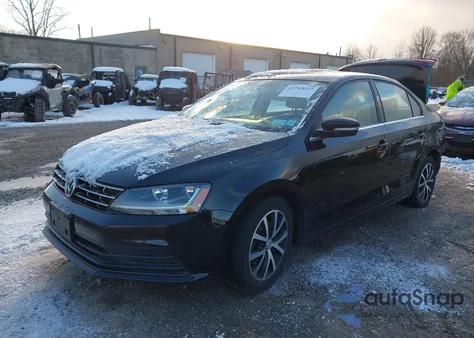 2018 Volkswagen Jetta 1.4T Se/1.4T Wolfsburg Edition z USA, uszkodzony, nr VIN 3VWDB7AJ0JM214851